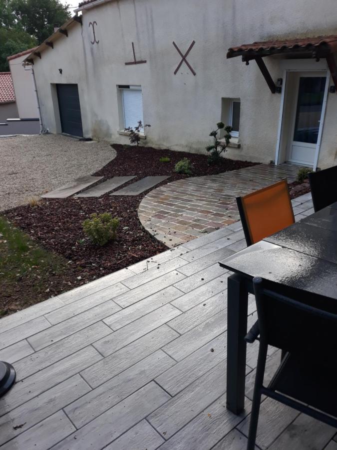 Chambre Double Au Calme Proche Puy Du Fo Apartment Le Boupere ภายนอก รูปภาพ